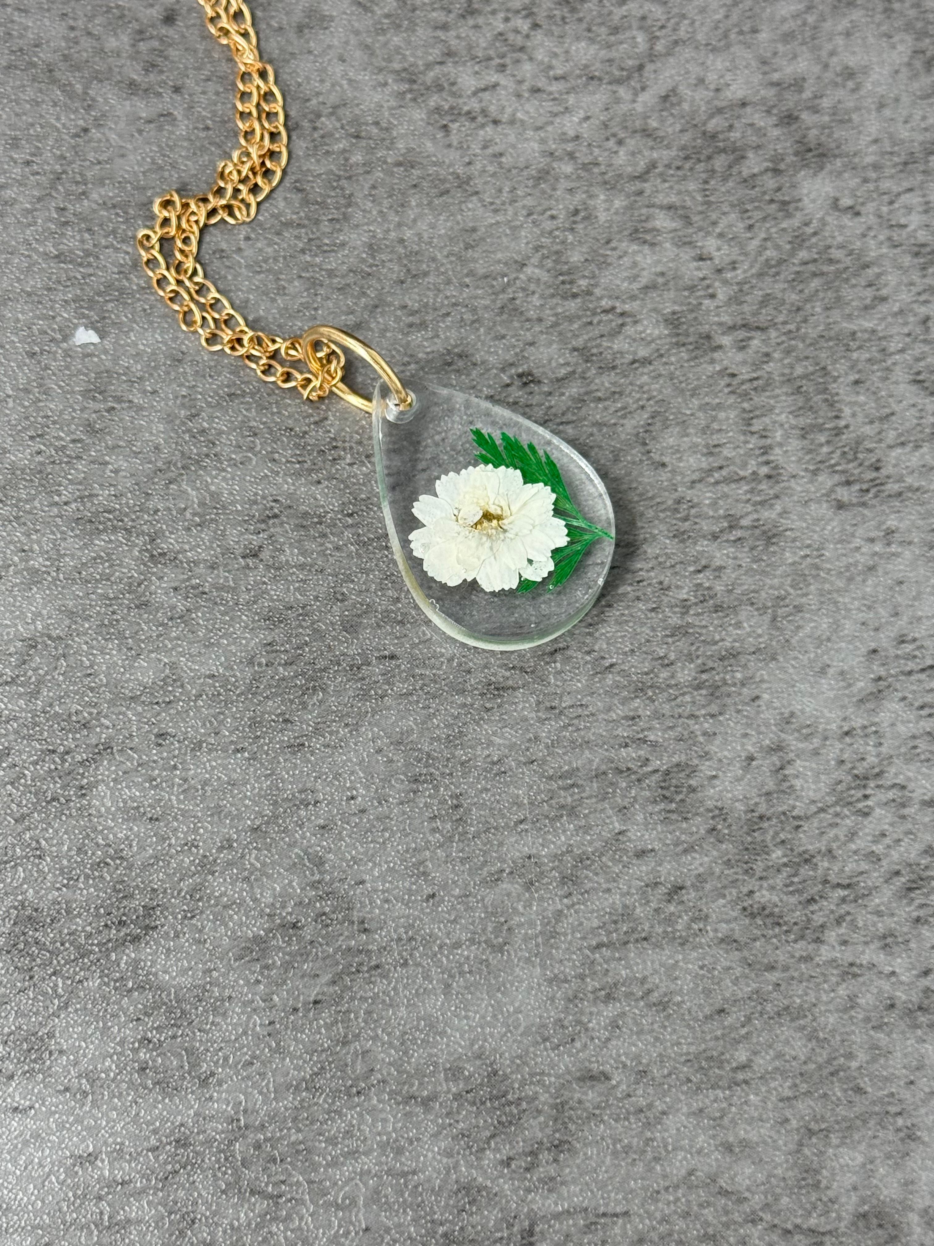 Pressed Mum Necklace - Product image