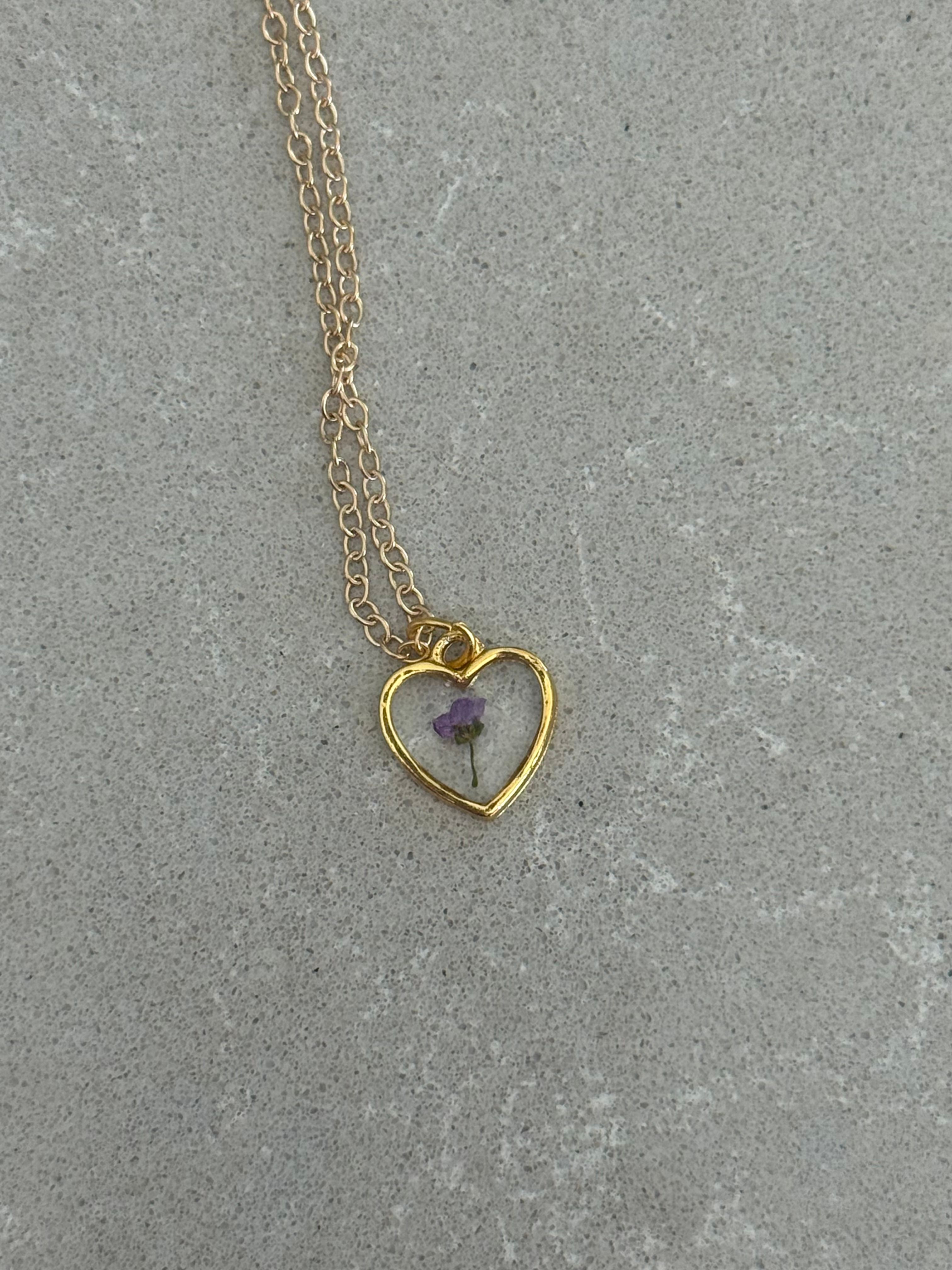 Alyssum Heart Necklace - Product image